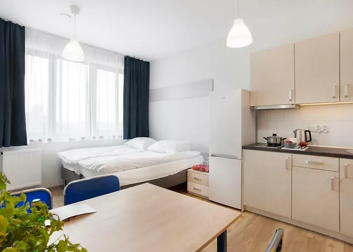 Apart Hostel 3* Poznan